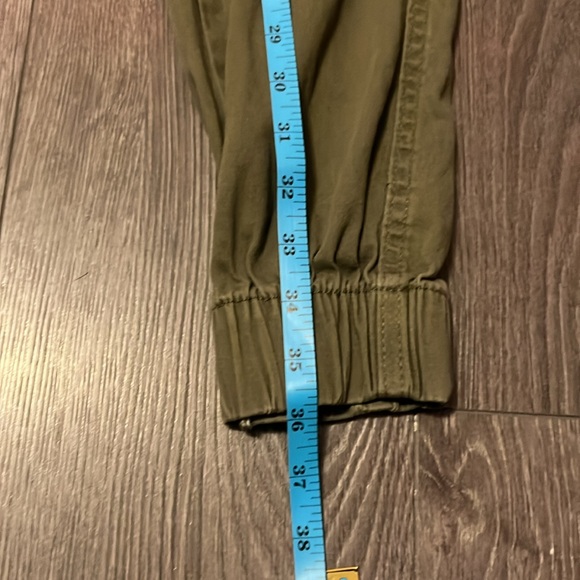 ☀️Refuge Cargo Two Tone Pants size small super & and comfortable pockets! - Picture 10 of 12